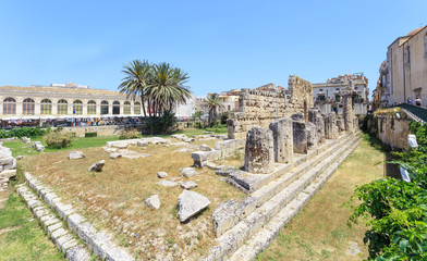 Fototapeta na wymiar Syracuse in Sicily. View of ruins of Apollo temple on Ortigia Island
