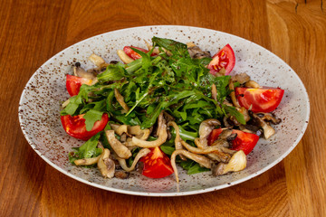 Salad with mushrooms