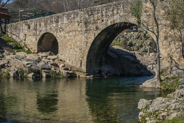 Fototapeta na wymiar Roman bridge in the Comarca de la Vera, Caceres, Extremadura