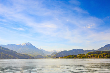 Obraz premium Beautiful nature view of Lake Lucerne