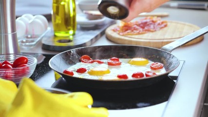 Lecker Kochen (Spiegelei mit Speck)