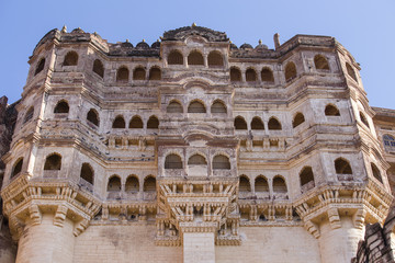 Obraz premium Details of Jodhpur fort at sunset. Scenic travel destination and famous tourist attraction in Rajasthan, India.