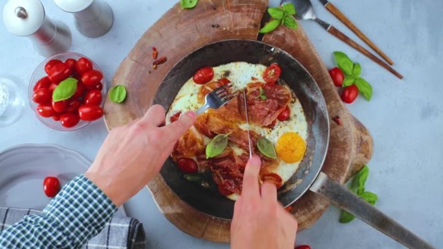 Lecker Kochen (Spiegelei mit Speck)