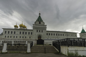Fototapeta na wymiar Uspensky or Uspenskiy Sobor in Kostroma. architectural monument of the 16th-17th centuries