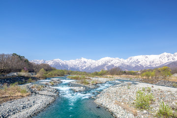 白馬村の春の風景
