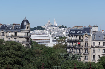 Fototapeta na wymiar Roof of Paris and Butte Montmartre 