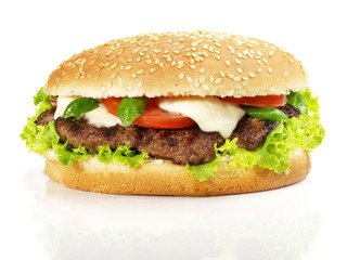 Hamburger mit Tomaten und Mozzarella