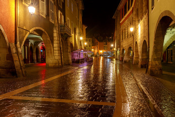 Fototapeta na wymiar Annecy. Old city at night.