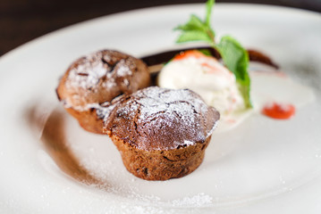 chocolate muffins with ice cream