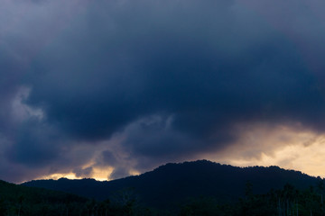 Fototapeta premium The cloud storm over the top of mountain