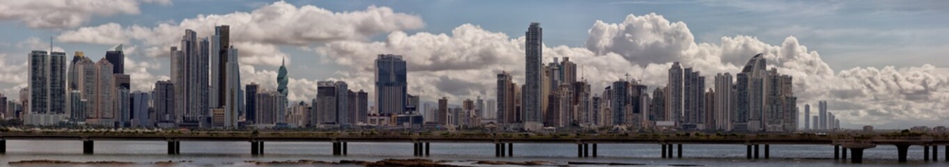 Fototapeta na wymiar Panama City skyline