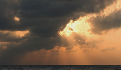 Fototapeta na wymiar Picture set. Landscape sunrise Songkhla Sea