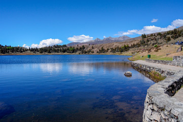 Obraz premium mucubaji lake 