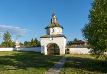 Fototapeta na wymiar Alexander Monastery in Suzdal, Vladimir Region, Russia