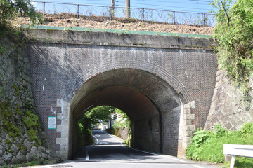 Fototapeta na wymiar 日本のレンガ造りのトンネル