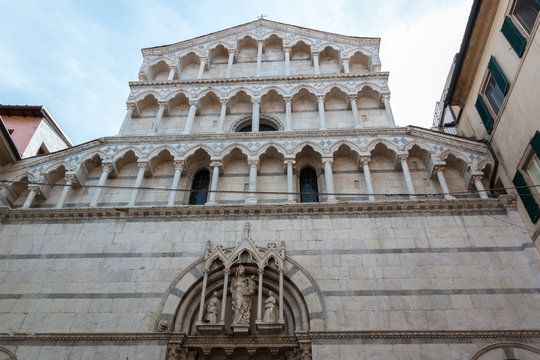 Katholischen kirche San Michele in Borgo in Pisa, Toskana, Italien