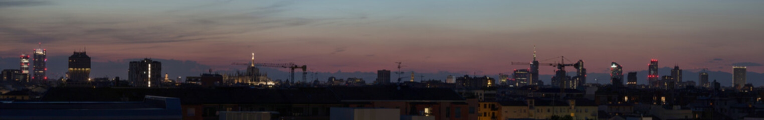 Fototapeta na wymiar Milano, panoramica