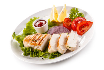 Grilled chicken fillet and vegetables