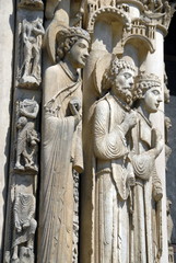 Détails, sculptures, statues, Cathédrale Notre-Dame de Chartres, ville de Chartres, Eure et Loir, France