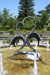 Ein Schwanenbrunnen auf der Mainau