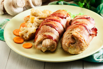 Chicken breast stuffed with champignon