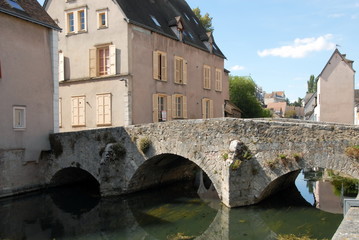 Ville de Chartres, le vieux pont, quartier historique, Eure et Loir, France