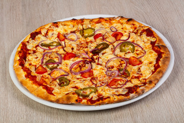 Pizza with chicken