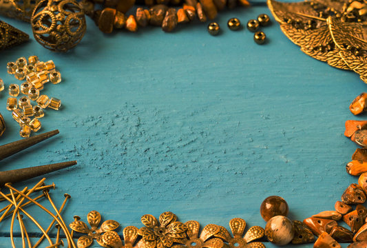 Tools, accessories,  bead  tiger-eye for making jewelry. Needlework.