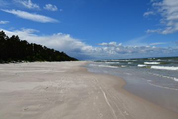 The beach of Debki
