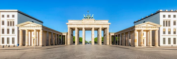Foto op Plexiglas De Brandenburger Tor op Pariser Platz in Berlijn, Duitsland © eyetronic