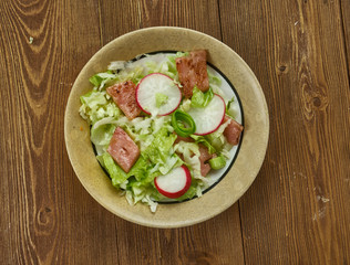 Warmer Speckkrautsalat