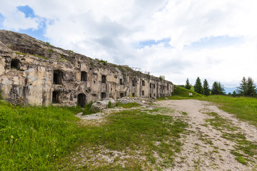 Fototapeta premium Forte sommo alto folgaria