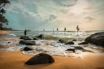 Sri Lanka - 10 januari: Traditionele Sri Lankaanse zeevissers