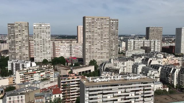Barres d'immeubles du quartier de la Gare &agrave; Paris