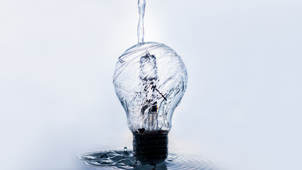 Wassergl&uuml;hbirne