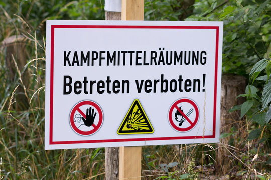 Schild "Kampfmittelr&auml;umung"