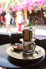 Vietnamese coffee with street view of Hoi An, Vietnam　ホイアンの通りとベトナムコーヒー