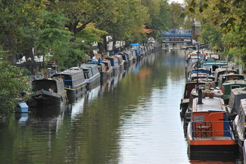 Naklejka premium Canals in London