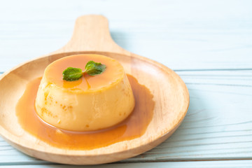 homemade caramel custard pudding