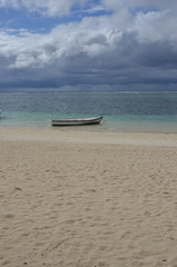 Fototapeta na wymiar Barque dans l'océan Indien, Mauritius