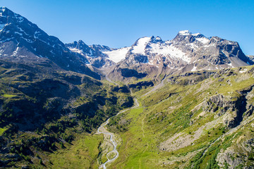 Fototapeta premium Bormio - Val Cantone di Dosdè (IT) - Vista aerea