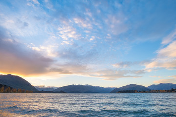 Lake Wanaka at sunset in Autumn season.