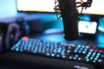 Streaming microphone in front of gaming computer