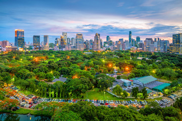Naklejka premium Panoramę miasta Bangkok z widoku z góry w Tajlandii