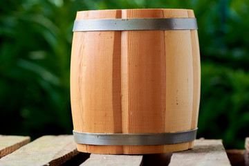 Naklejka premium beer in a wooden mug