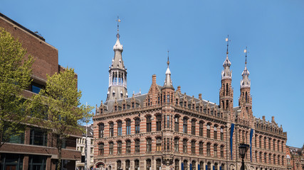 Fototapeta na wymiar Old dutch architecture building in a centre of Amsterdam.