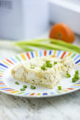 Crumbly pie with chicken