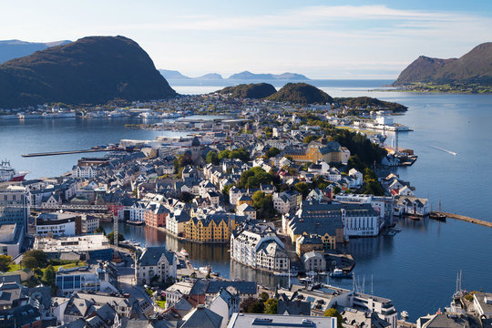 Alesund from the Fjellstua Viewpoint