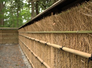 竹で作られた柵