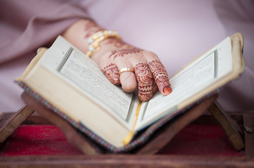 Reading Quran